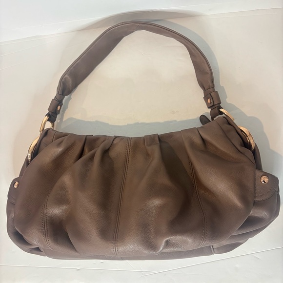 B. Makowsky Mocha Taupe Brown Leather Gathered Leather Shoulder Bag Satchel - Picture 2 of 10